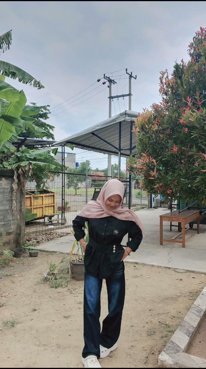 Nania Nopiana Haqi